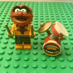 Lego The Muppets Animal Collectible Minifigure with Drum Set CMF #71033