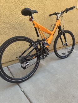 Cannondale Super V Active 1000 bike