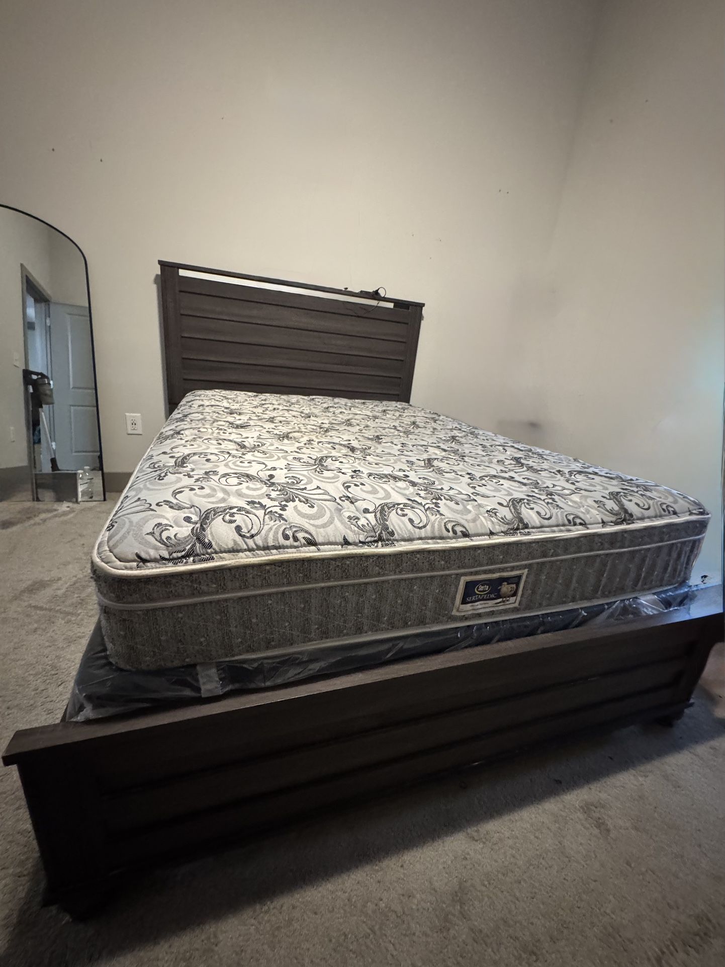 Queen Size Bed