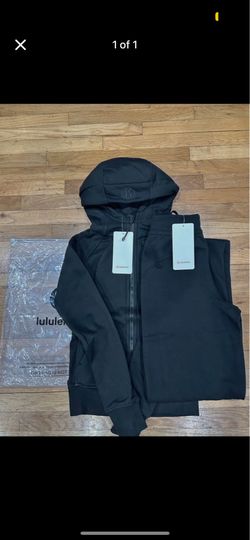 NEW black LULULEMON Scuba Set