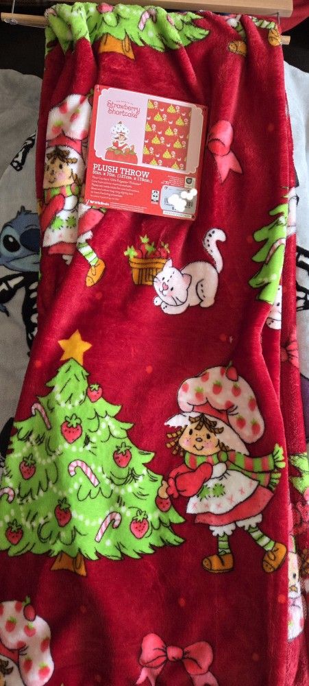 Strawberry Shortcake Christmas Blanket