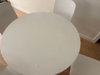 White and wood circular Scandinavian style kitchen table dining room set four chairs