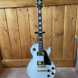 Les Paul Custom Style Guitar