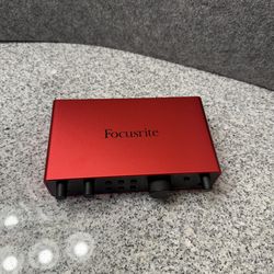 Focusrite 2i2 4th Generation