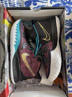 Kyrie 7 EP ‘Chinese New Year Sneakers’