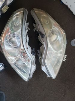 2008 2011 Infinity G 35,,,37. headlights R ,,,L