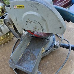 Makita Saw