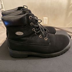 Boots lugz. Women 8
