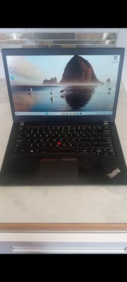 Lenovo T480s Thinkpad fast Intel I-7 8th Gen Quad Core windows 11 pro excellent condition