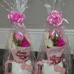 Hello Kitty Valentine Gift 