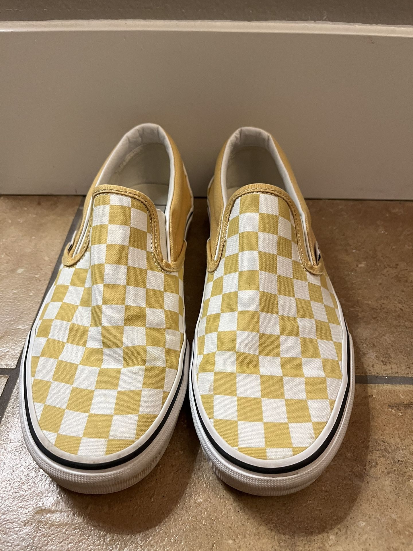 Checkered vans, Size 8