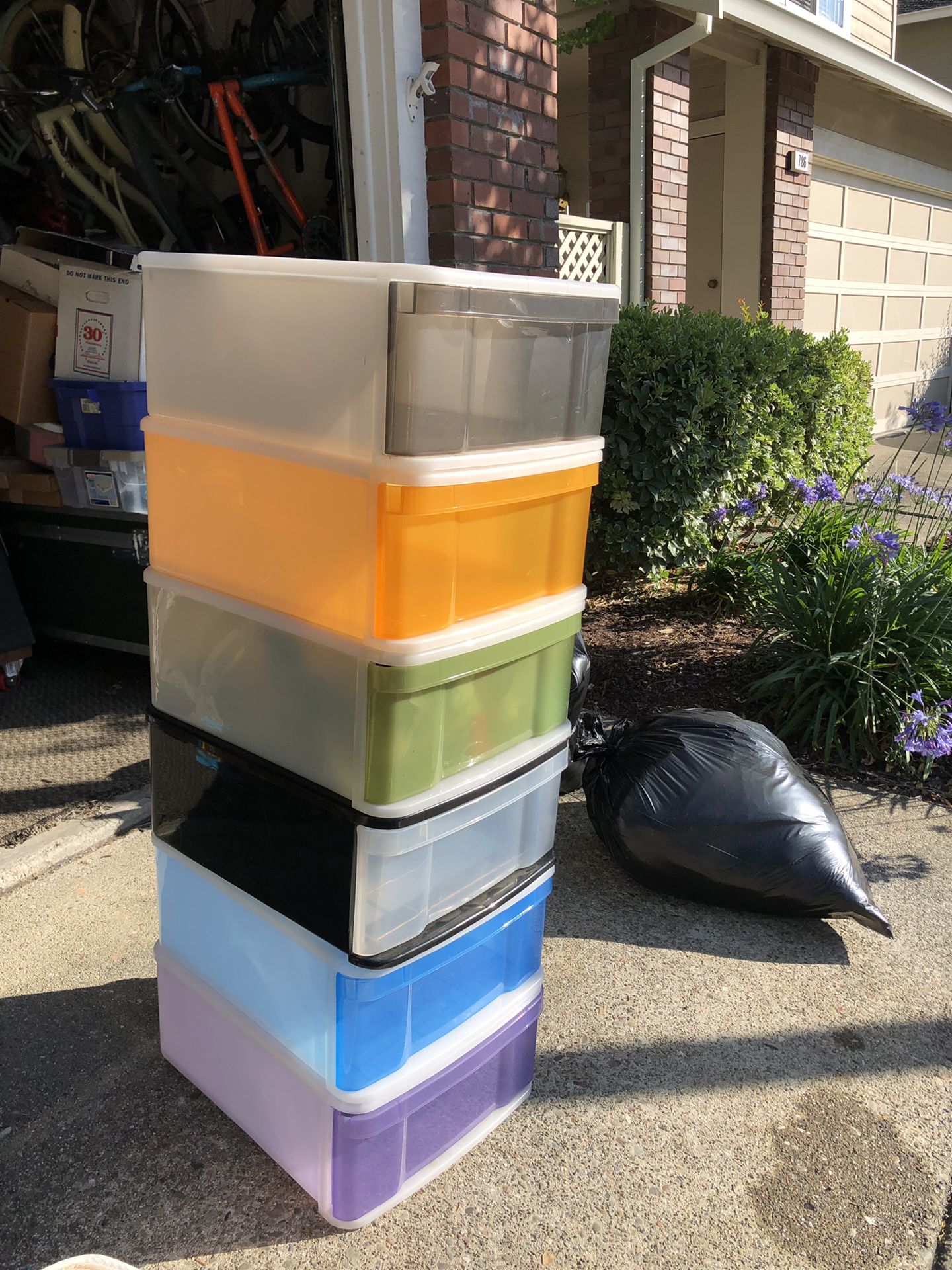 6 CONTAINER STORE Stackable Bins