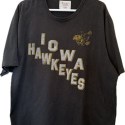Iowa Hawkeyes Vintage T Shirt 2-XL (Used) Authentic Champion Premium Quality