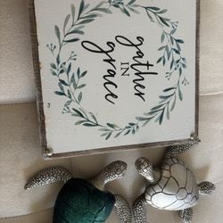 Decorative Wall Pieces