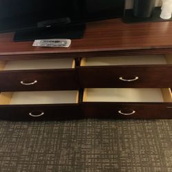 4 Drawer Dresser