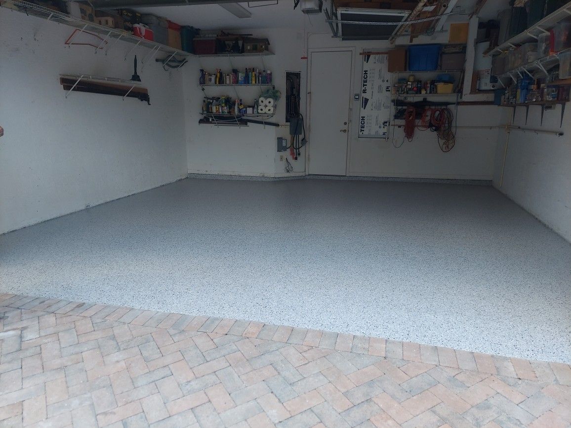 Opoxy Flake Floor