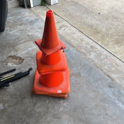 Five Cones Different Sizes 