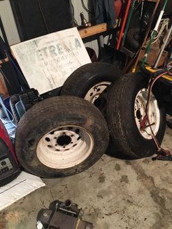 Trailer tires tires