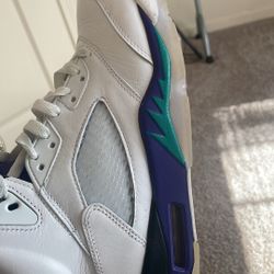 Grape 5 Size 8.5