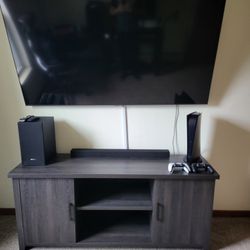 70" / Stand / Surround System