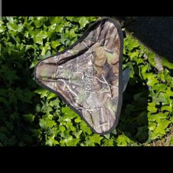 Red Head Swivel outdoor/hunters tripod portable chair/stool