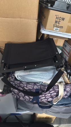 black folding stadium chair