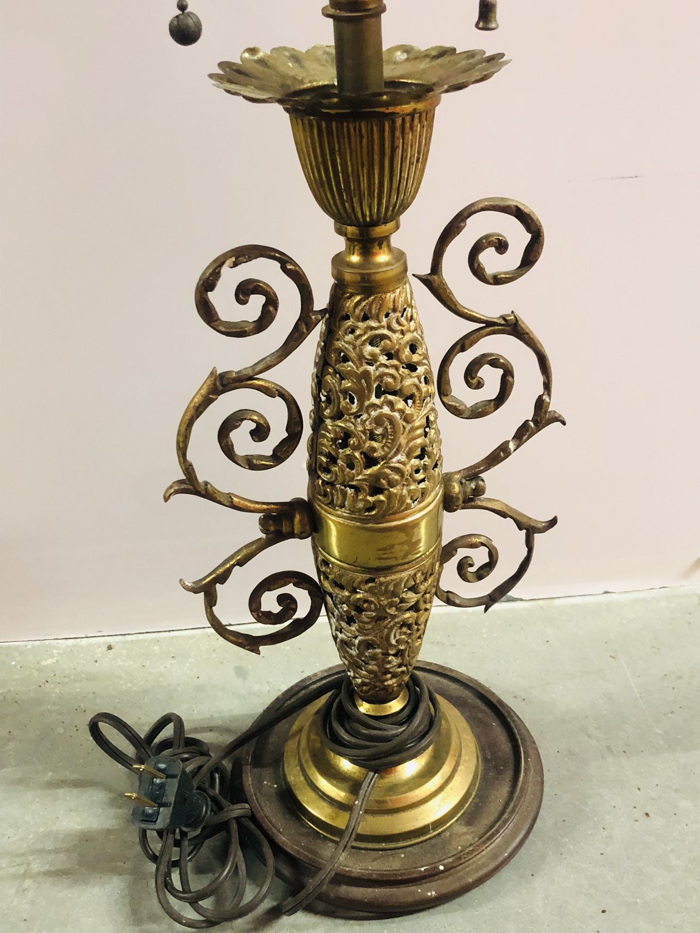 Antique Brass Lamp With Wooden Base Two Bulb Stand
