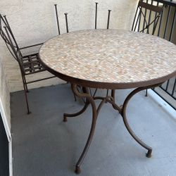 Outdoor Patio Set With 4 Chairs