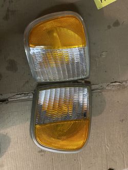 Head light housing
