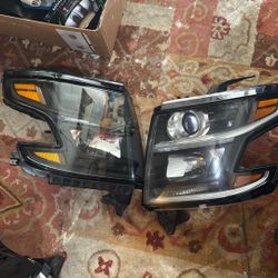 Chevy Tahoe /suburban Headlights 