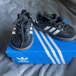 BLACK SAMBAS ADIDAS 