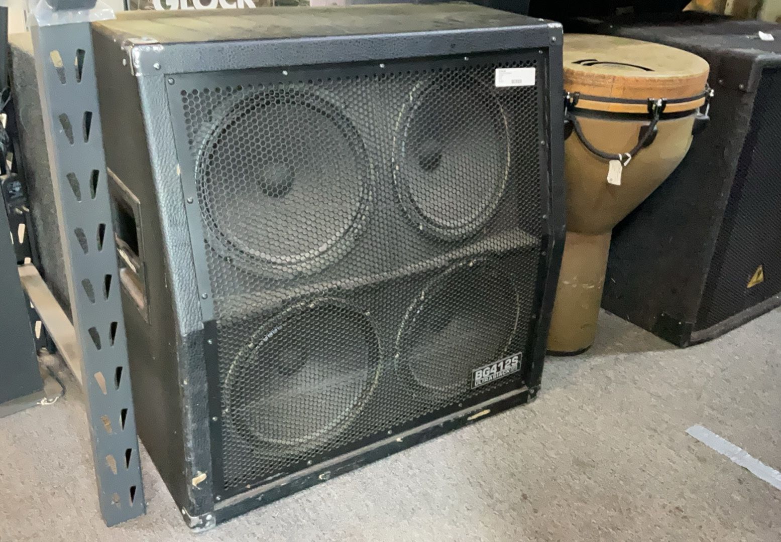 Behringer cabinet speaker