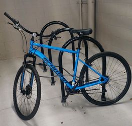 Men’s Schwann Copeland AS NEW Bike for Sale. Kept inside.