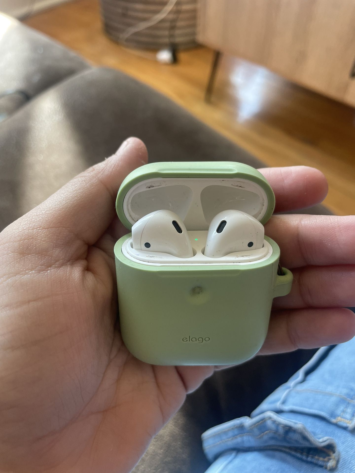 Airpods 1st Generation