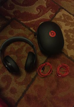 Beats studio 2.0