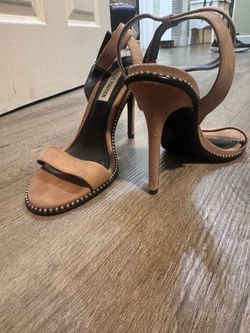 Steve Madden Nude Suede Heels
