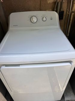 Gas dryer hotpoint by GE