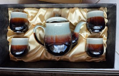 Teavana Potter's Mark 5-Piece Ceramic Tea Set - Drip Glaze Teapot & 4 Cups - in box