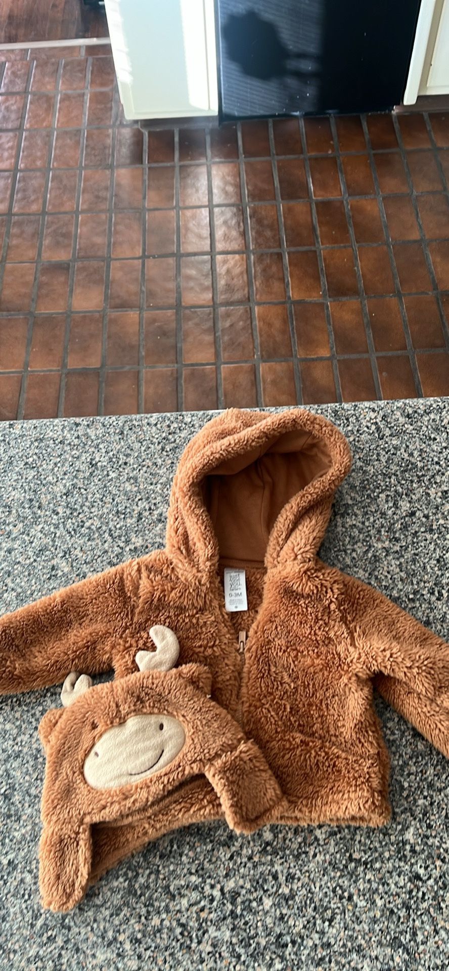 0-3 and 3 month sherpa jacket/ hat and suit