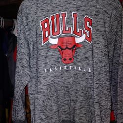 Chicago Bulls Hoodie Sweatshirt Cavaliers In Great Shape. Size Kids XL