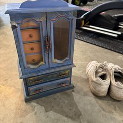 Counter Top Jewelry Box