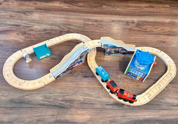 Thomas & Friends Wooden Railway – James’ Fishy Delivery Wharf Set (Complete)