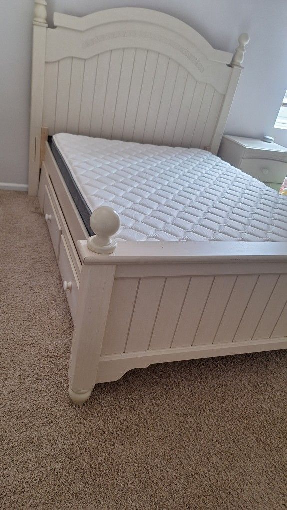 Bedroom Set