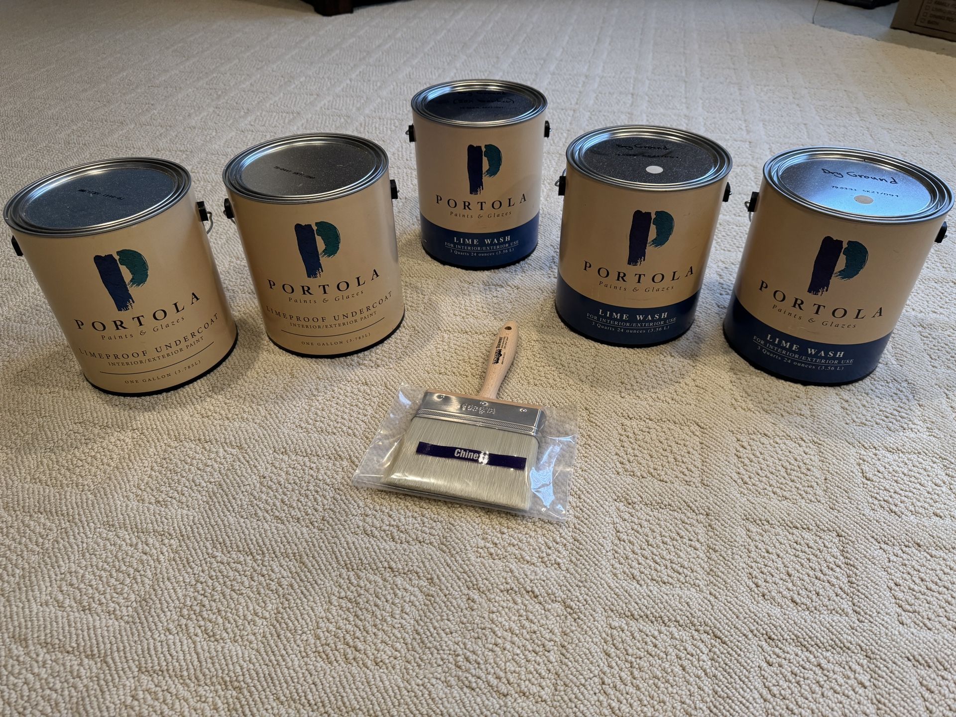New Portola Paints Lime Wash Paint, Primer & Brush