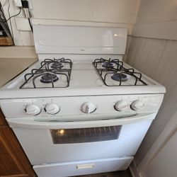 Whirlpool Fteestand  oven