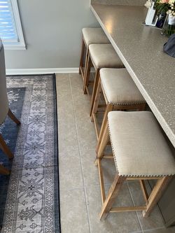Set of 4 Countertop Stools