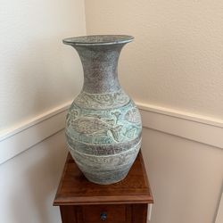 Large vase with detailed fish design