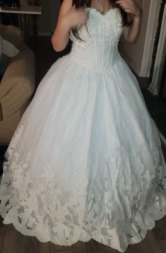 Wedding/Quinceañera Dress