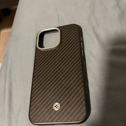 SPIGEN AND UAG CARJON FIBER CASES FOR IPHONE 15 PRO MAX 