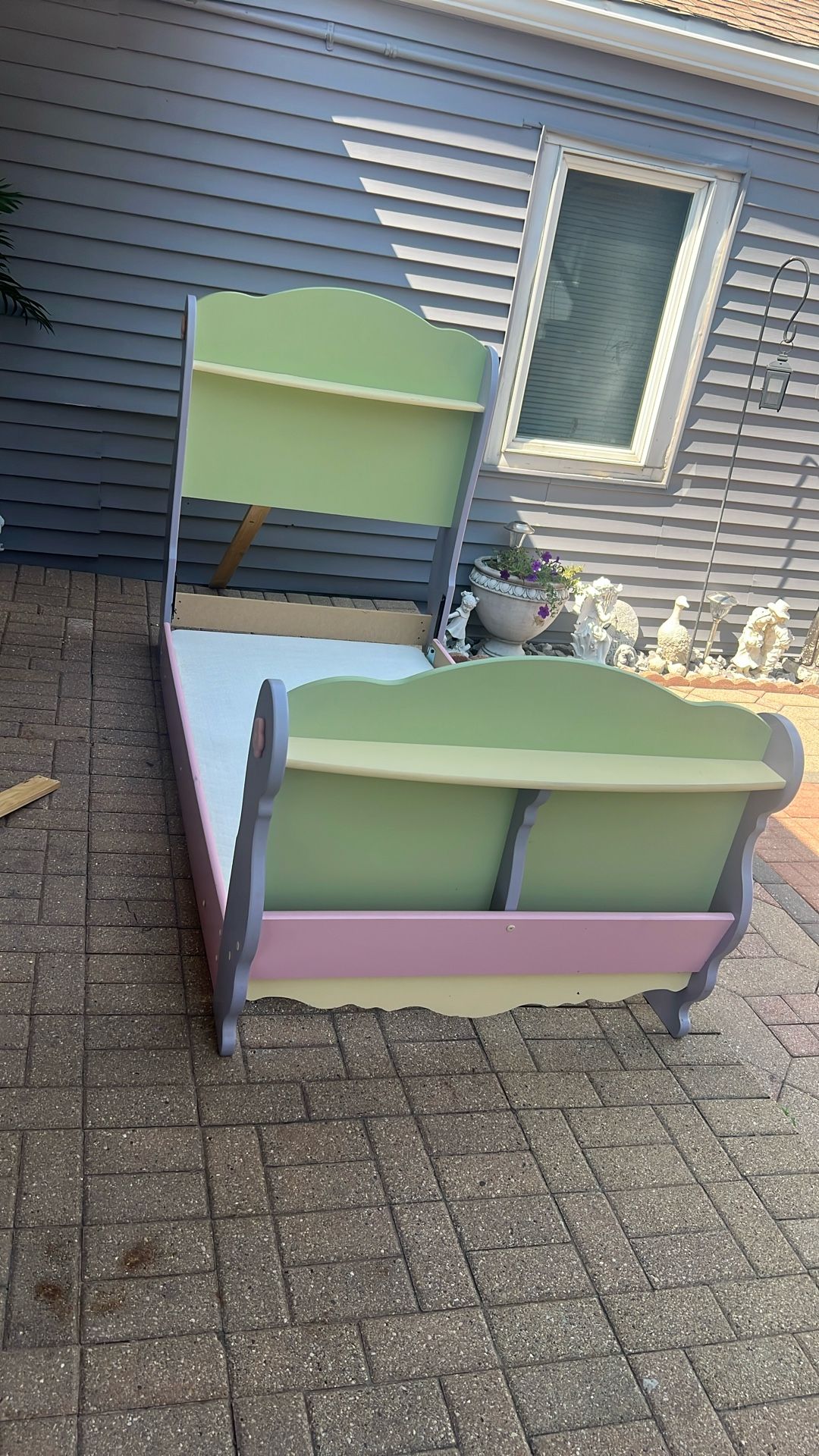 Ashley Furniture Doll House Twin Sleigh Bed